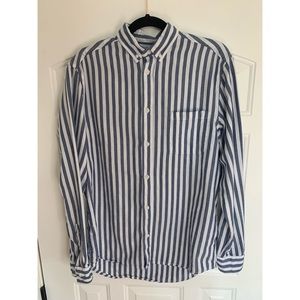 Long sleeve dress shirt